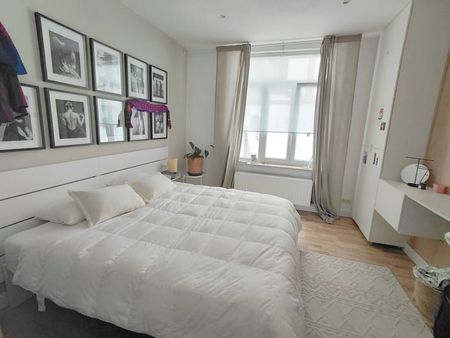 Appartement te huur - foto 2