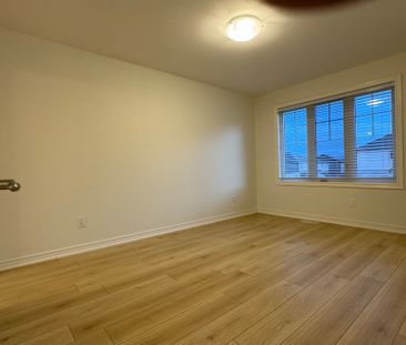 For Lease - 218 Heron Street, Welland, Ontario - Photo 6