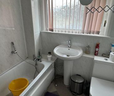 3 bedroom house share to rent - Photo 5