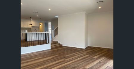 Brand New Luxury Home - Photo 5