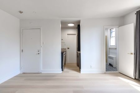 1201 Avenue Hope - Beautiful Studio for Rent! - Photo 2