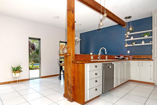 Ideal Family Home - Photo 1