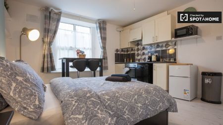 Cozy studio apartment for rent in Rathgar, Dublin - Photo 2