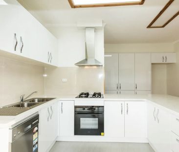 WATER VIEWS | PREMIUM BAYSIDE LOCATION! - Photo 5