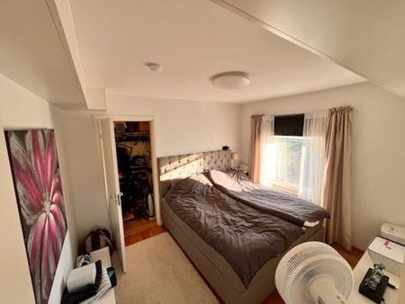 Ljus och rymlig trea med balkong i centrala Haninge! - Foto 4