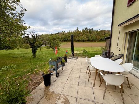 Duplex de 4,5 pièces 125m² avec terrasse de 30 m² à Cronay - Photo 5