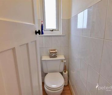 Dunmore Avenue, Seaburn, Sunderland, SR6 - Photo 5