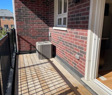 For Lease - 24 Imperial College Lane, Markham, Ontario - Photo 3