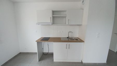 location Appartement T3 DE 57.7m² À NIMES - Photo 2