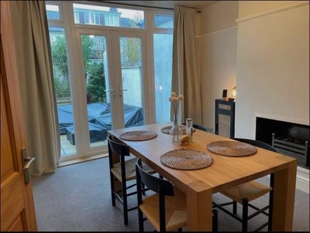 3 Bed Semi-Detached House, Greenhill Grove, BS3 - Photo 4