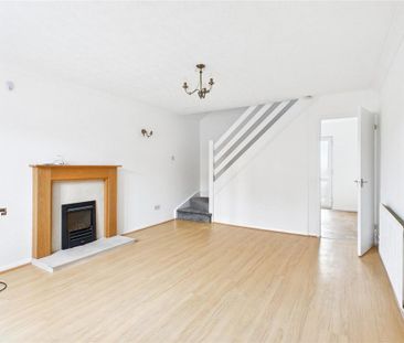 2 bedroom semi-detached house to rent - Photo 5