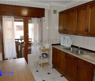 Piso de alquiler en Oviedo - Calle Lopez del Vallado, Fozaneldi - T... - Photo 5