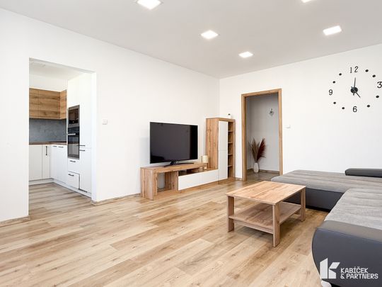 Pronájem bytu 3+1 73 m², Dr. M. Tyrše, Frýdek-Místek - Photo 1