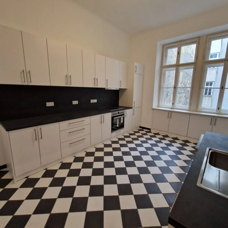 JOSEFSTADT - BALKON - TRAUMHAFT - NEU SANIERTE 5 ZIMMER WOHNUNG in der ALBERTGASSE - Foto 1