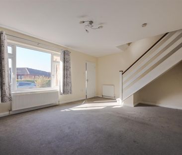 To Let 3 Bed House - Semi-Detached - Photo 3