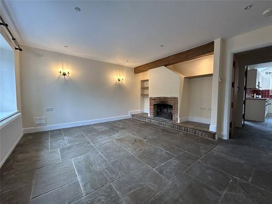 4 bedroom detached house to rent - Photo 1