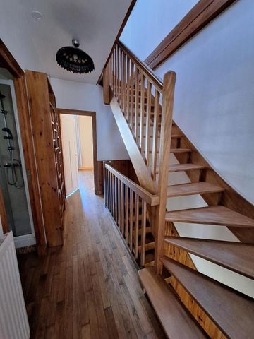 Maison T6 à louer - 127 m² - Photo 2