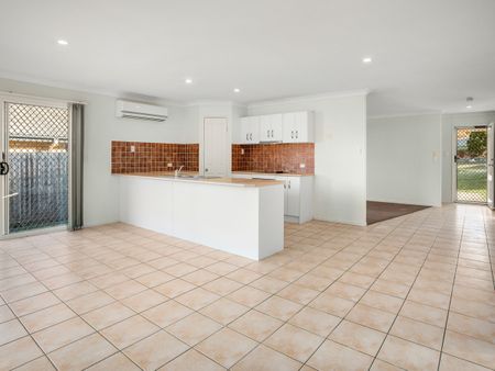 37 Denali Circuit, Warner QLD 4500 - House For Rent | Domain - Photo 2