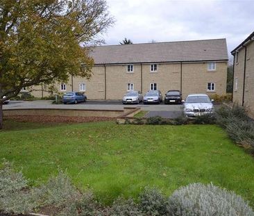 Hale Close, Tuffley, GL4 - Photo 1