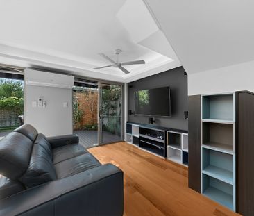 Stylish Fully Furnished Home in the Heart of Subiaco - Photo 1