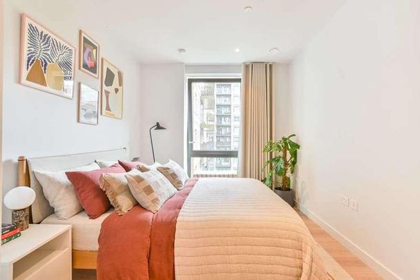 The Maple, Brent Cross, NW2 - Photo 1