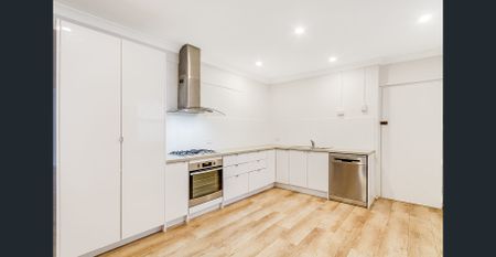 MODERN UPDATED STUDIO - Photo 4