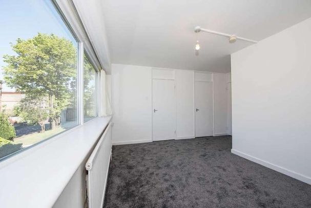 Carmel Court Holland Road, Manchester, M8 - Photo 1