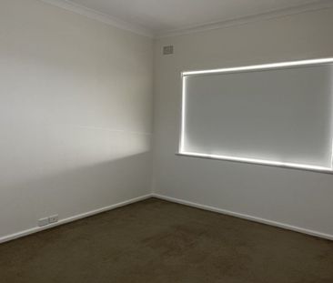 Renovated 3 Bedroom Home - Photo 4