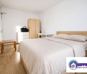 1 Bedroom Room in Flat Share To Rent - Photo 1