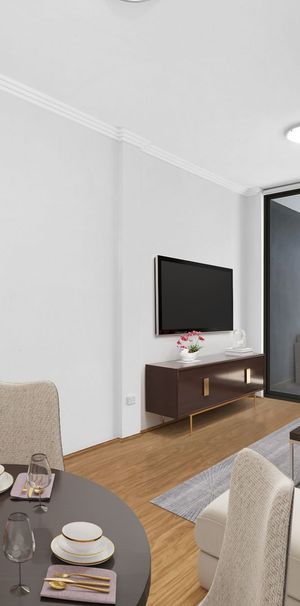 One-Bedroom Apartment in Ideal Location - Photo 1