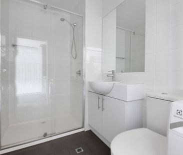 201/43 Park Street, Hawthorn VIC 3122 - Apartment For Rent | Domain - Photo 1