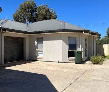 Lovely Low Maintenance Home - Photo 1