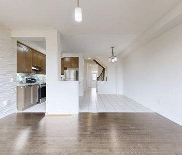 For Lease - 74 Davenfield Circle, Brampton, Ontario - Photo 2