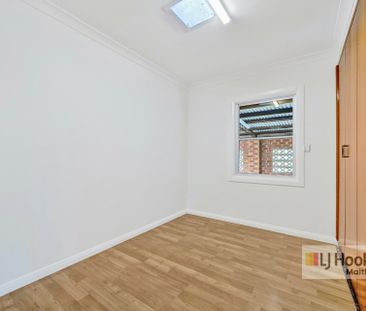 "Neat and Comfortable Home" - Photo 4