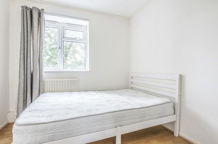 4 bedroom property to rent - Photo 4