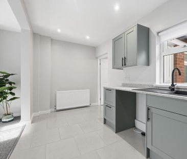 19 Parkgate Gardens, Belfast, BT4 1ES - Photo 5