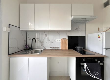 Location Appartement 2 pièces 43m² MARSEILLE 2ème - Photo 5