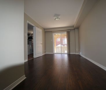 For Lease - 2461 Adamvale Crescent, Oakville, Ontario - Photo 6