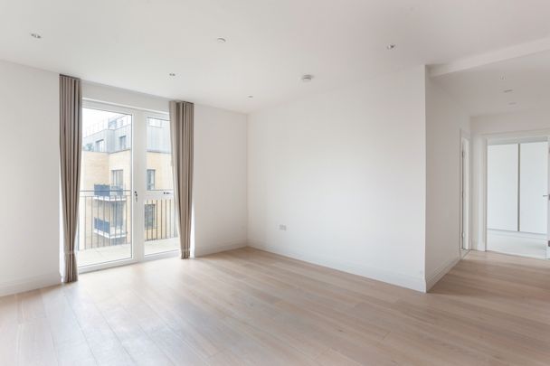 3 bedroom flat to rent - Photo 1