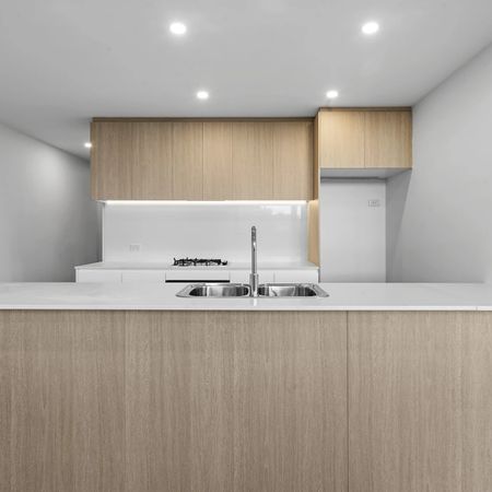Modern City Sanctuary with Parking | Apartment on Pitt Street - Photo 3