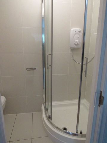 1 Bed Flat, Dollis Road, N3 - Photo 4