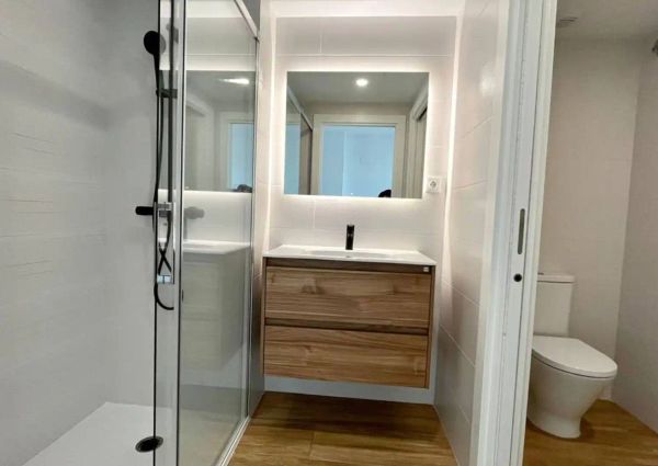 Piso de alquiler en Plaza Mª Mercè Marçal, Centre