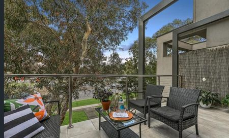 Modern Living in the heart of Mooroolbark - Photo 4