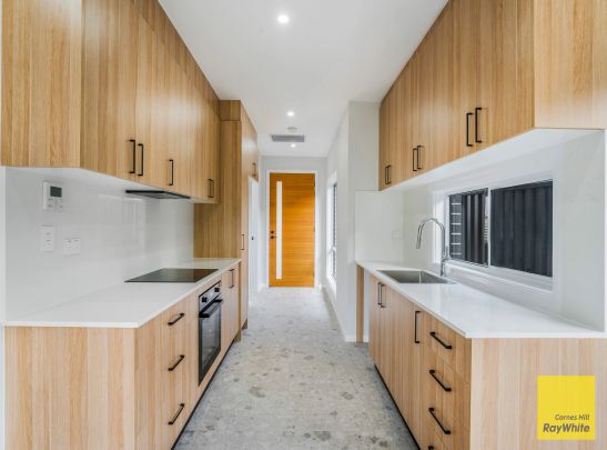 Brand New Luxury Granny Flat - Private, Modern & Spacious - Photo 1