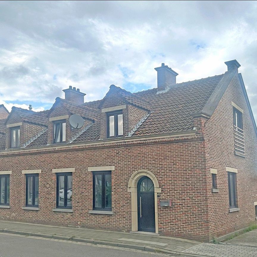 Ruime woning met 7 slaapkamers in een rustige wijk te Mechelen - Foto 1