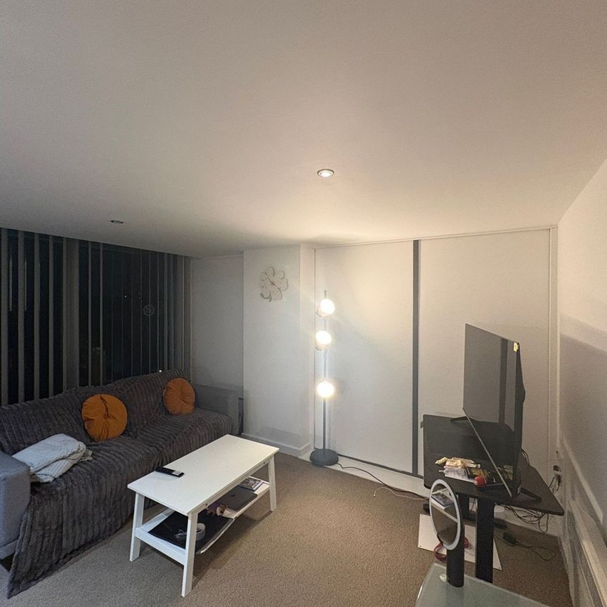 1 Bed Flat, Sheffield, S1 - Photo 1