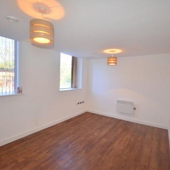 2 Bedroom Apartment To Let - Photo 1