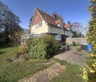 3 bedroom semi-detached house to rent - Photo 4