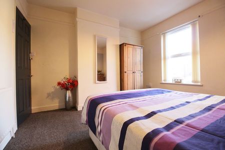 Student Accommodation, 151 Winn Street, Lincoln, Lincolnshire, LN2 5EW, United Kingdom - Photo 2