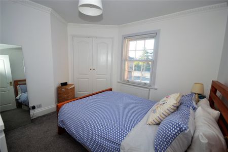 The Octagon, Taunton, Somerset, TA1 - Photo 3